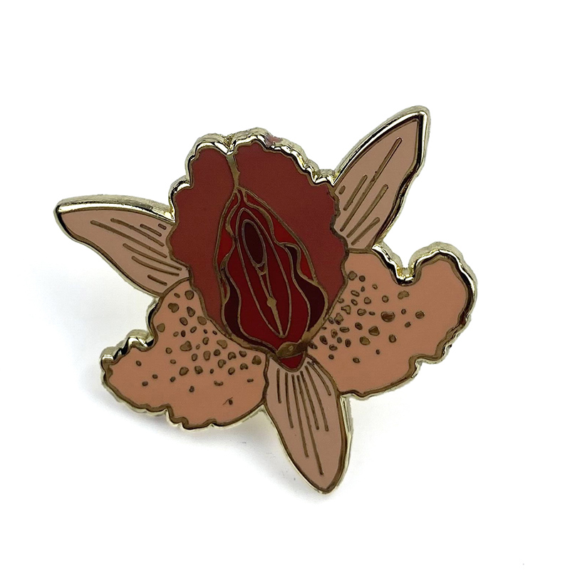 Mollis Serena Nobilis Enamel Pin